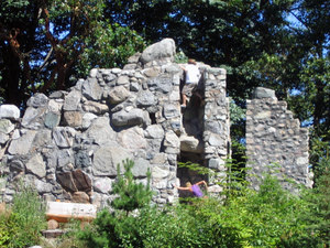 {short description of image}